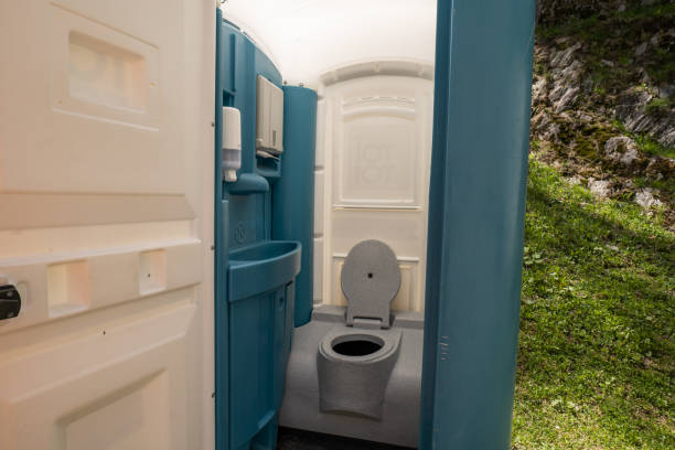 Best Temporary restroom rental  in Alderson, WV
